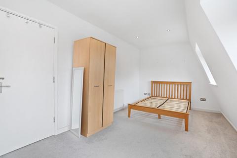 Flat 13, 3 Bethwin Road, London, SE5 0YJ