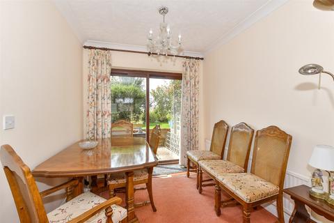 2 bedroom terraced house for sale, Sturry Hill, Sturry, Canterbury, Kent