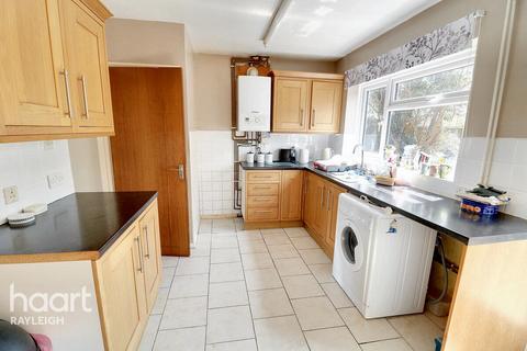 3 bedroom semi-detached house for sale, Hudson Road, Leigh-On-Sea