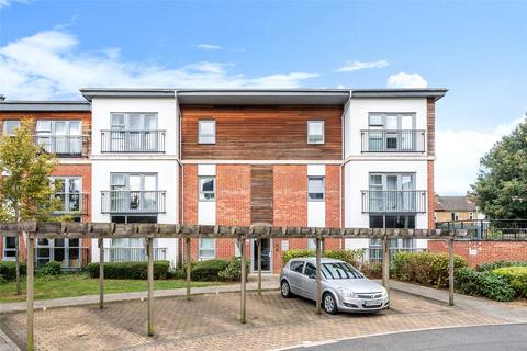 2 bedroom apartment for sale, Derwent Court, Romford RM1