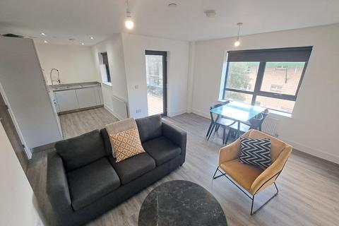 2 bedroom apartment to rent, 2 Bed Apt with 2 balconies in Baltic Triangle