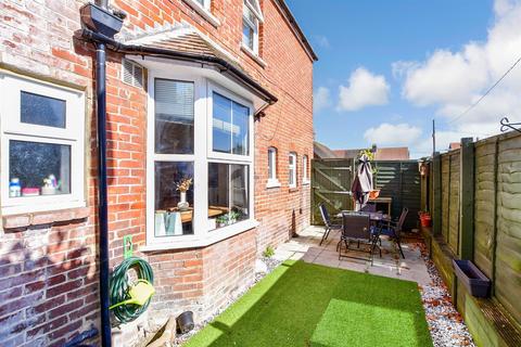 1 bedroom ground floor flat for sale, East Ham Road, Littlehampton, West Sussex