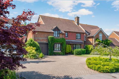 4 bedroom detached house for sale, Staniland Drive, Weybridge, KT13