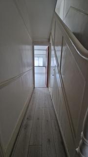 3 bedroom semi-detached house to rent, Tottenham, N17 8NG