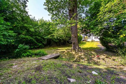 Rough Wood Beeches Drive, Farnham Common, Slough, SL2 3JT