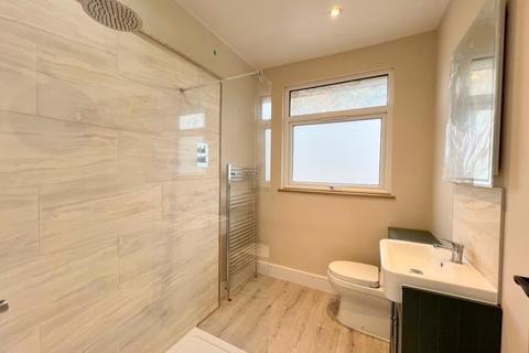 2 bedroom flat to rent, Kathleen Avenue, Acton, W3