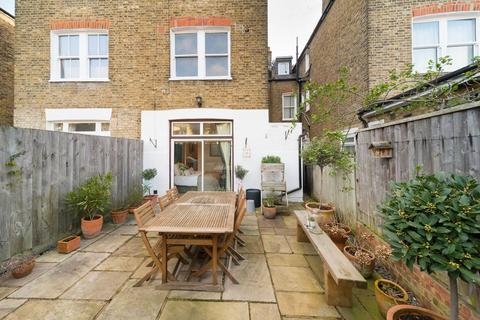 2 bedroom flat for sale, Cavendish Road, Clapham South, London, SW12