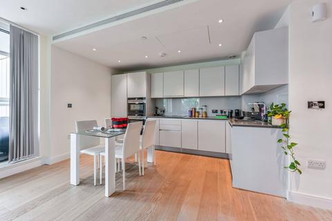 2 bedroom flat for sale, Cascade Court, Battersea, London, SW11