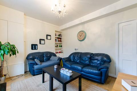 2 bedroom flat to rent, Crosby Row, Borough, London, SE1