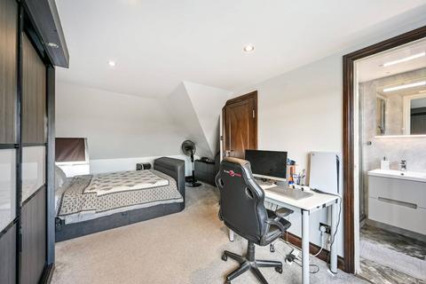 56 Harewood Road, Isleworth, TW7 5HL
