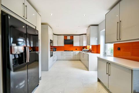 56 Harewood Road, Isleworth, TW7 5HL
