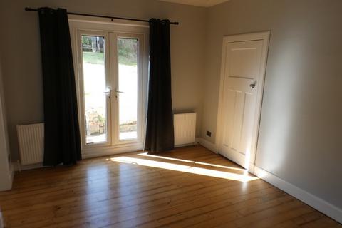 3 bedroom flat to rent, Highcroft Avenue, Glasgow G44