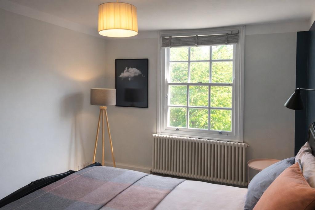 House in London - View 5