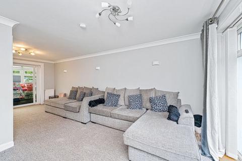 34 Burghlee Terrace, Loanhead, EH20 9BW