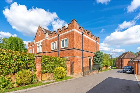 3 bedroom end of terrace house for sale, Abbey Gardens, Upper Woolhampton, Reading, Berkshire, RG7