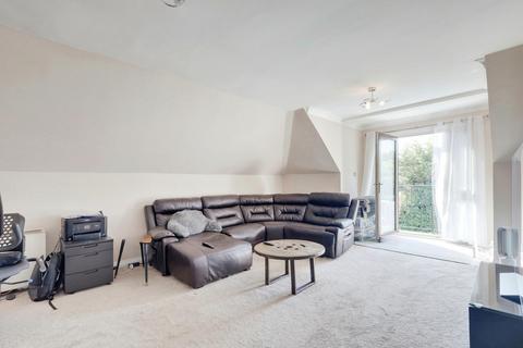 2 bedroom apartment for sale, Cossington Road, Westcliff-on-sea, SS0