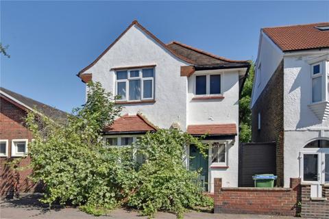 111 Bramshot Avenue, London, SE7 7HX