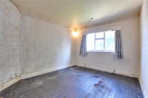 111 Bramshot Avenue, London, SE7 7HX