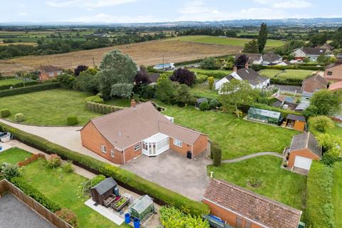 4 bedroom detached bungalow for sale, Bath Road, Bawdrip, TA7