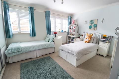 38 Cottage Field Close, Sidcup, DA14 4PD