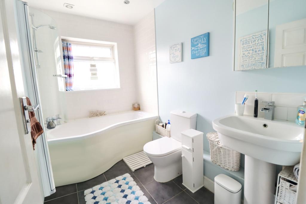 Family bathroom