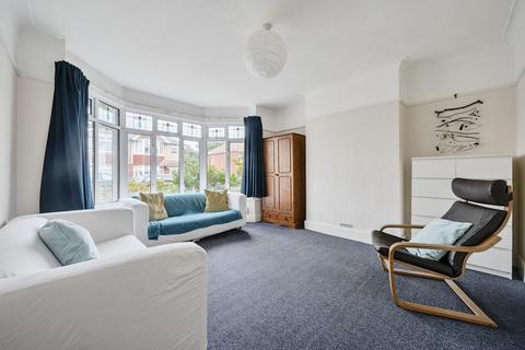 67 Kitchener Road, Southampton, SO17 3SF
