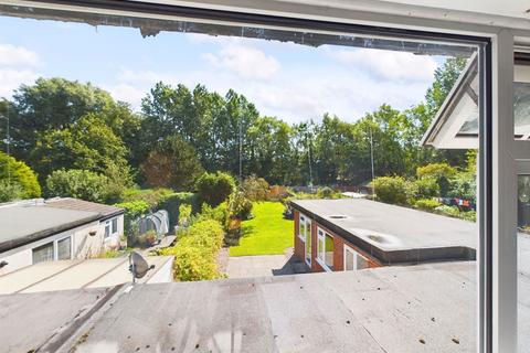 65 Marians Drive, Ormskirk, L39 1LG