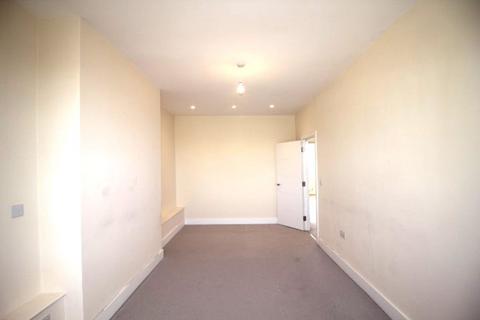 1 bedroom flat to rent, Epsom Road, Guildford GU1