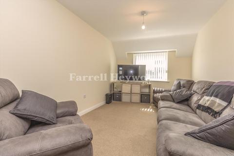 2 bedroom flat for sale, Quins Croft, Leyland PR25