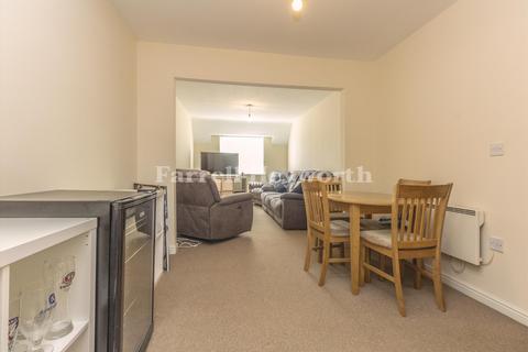 2 bedroom flat for sale, Quins Croft, Leyland PR25