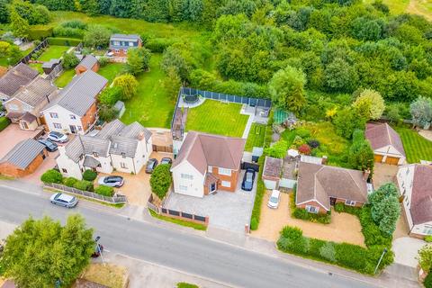 5 bedroom detached house for sale, Box End Road, Kempston, Bedford, MK43