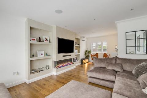 undefined, Box End Road, Kempston, Bedford, MK43
