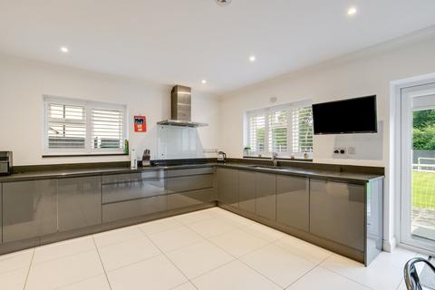 23 Box End Road, Kempston, Bedford, MK43 8RP