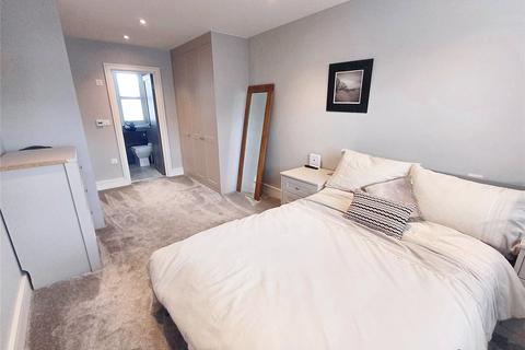 33 Chalice Close, Poole, BH14 0JS