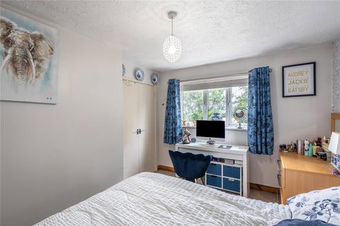 21 Camellia Gardens, Pendeford, Wolverhampton, WV9 5SH