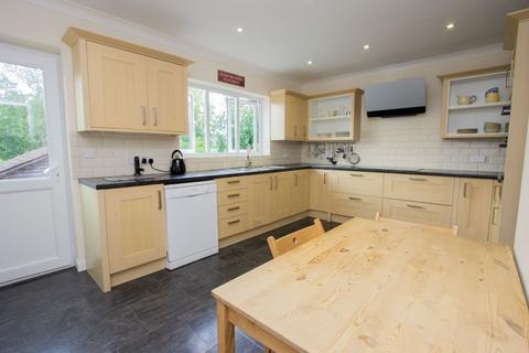 4 bedroom detached house for sale, Detached Family Home In Hawkhurst