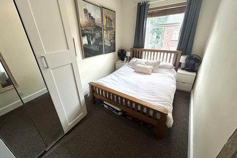 10 Daisy Street, Chadderton, Oldham, OL9 0LB
