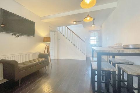 13 East View, Easington Colliery, Peterlee, SR8 3NQ