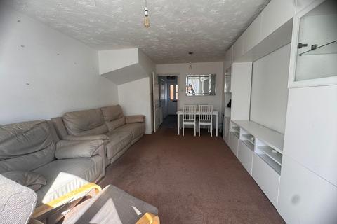 undefined, Dandelion Close, Rush Green RM7