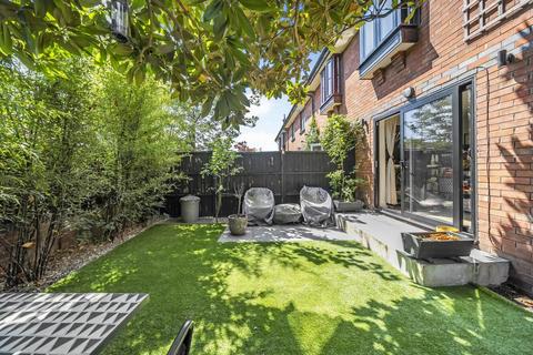 2 bedroom terraced house for sale, Brudenell Road, Tooting