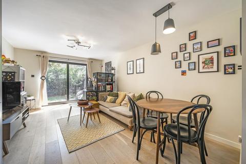 2 bedroom terraced house for sale, Brudenell Road, Tooting