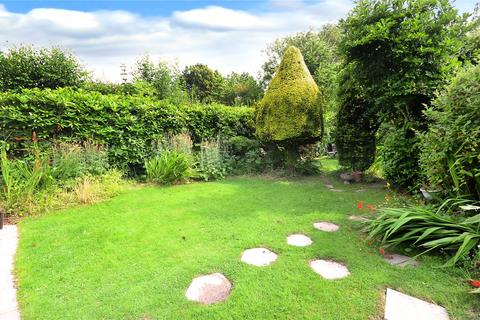 4 bedroom detached house for sale, Felbridge, East Grinstead, West Sussex, RH19