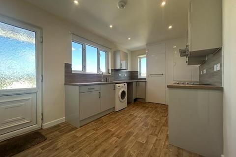 3 bedroom bungalow to rent, Launceston, Cornwall PL15