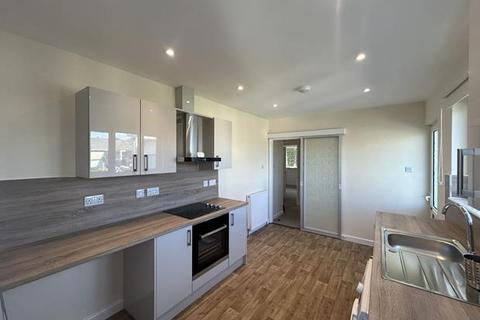 3 bedroom bungalow to rent, Launceston, Cornwall PL15