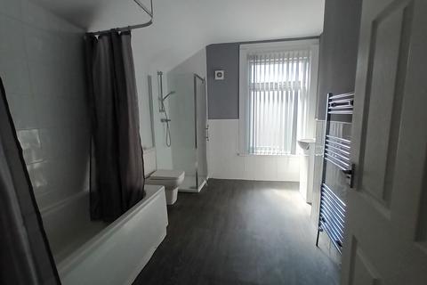 3 bedroom end of terrace house to rent, Granville Street, Hull HU3