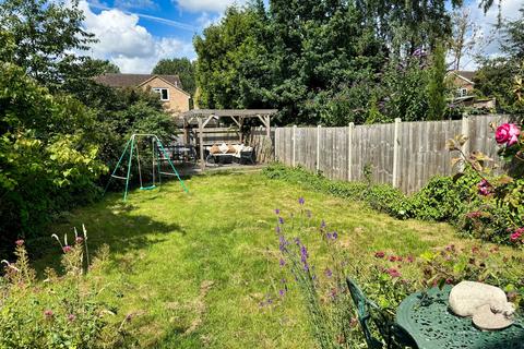 18 Avon Close, Newport Pagnell, MK16 9DH