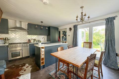 18 Avon Close, Newport Pagnell, MK16 9DH