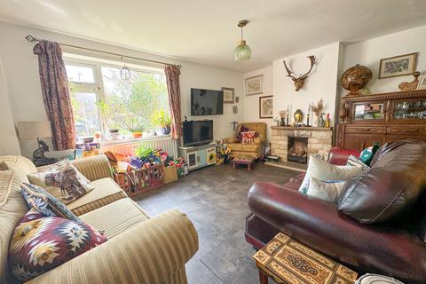 18 Avon Close, Newport Pagnell, MK16 9DH