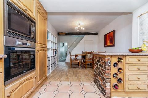 9 Greno Gate, Grenoside, Sheffield, S35 8NY