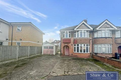 3 bedroom semi-detached house for sale, Ashton Gardens, ., Hounslow, TW4 7BU